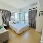 Avant At The Fort Bgc With King Bed And Motorized Curtains & 65 In Tv